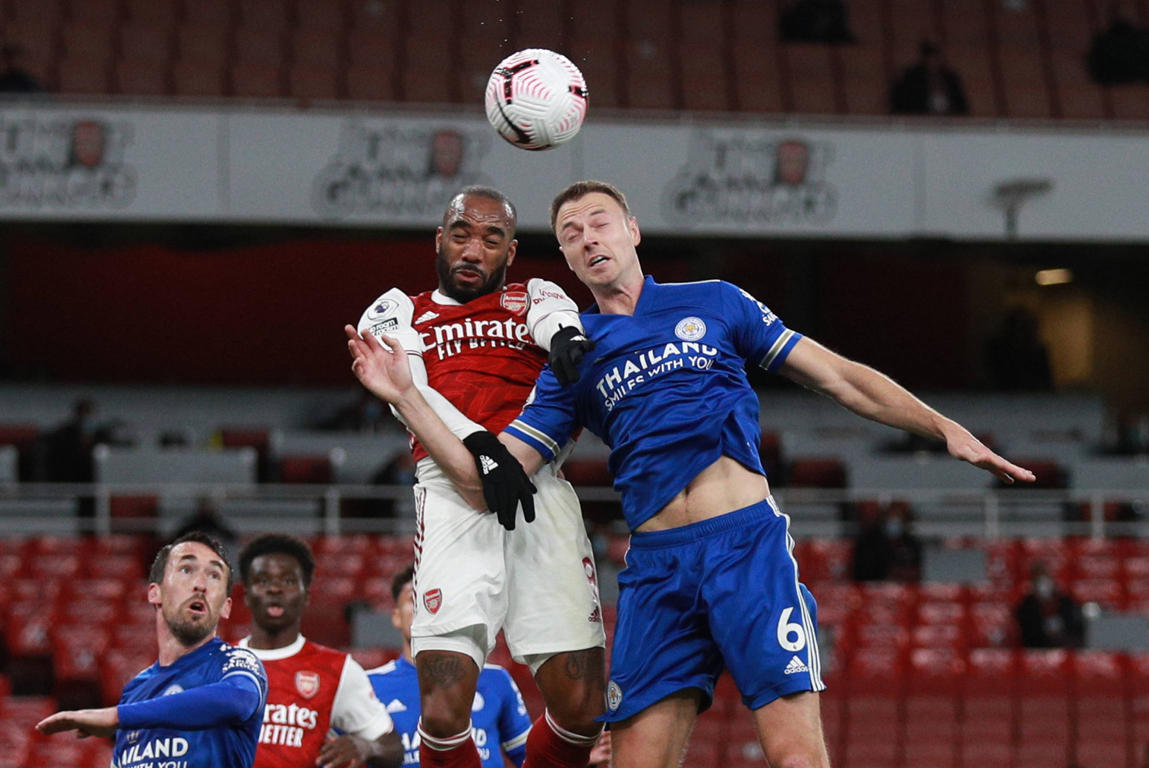 动赞助与周 动赞助与周